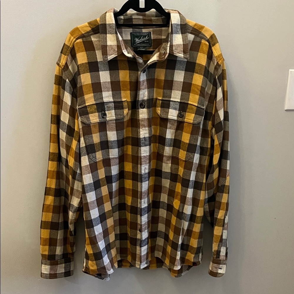 Woolrich Men’s Flannel Shirt Shacket Plaid Button Down Size XL Flap Pockets